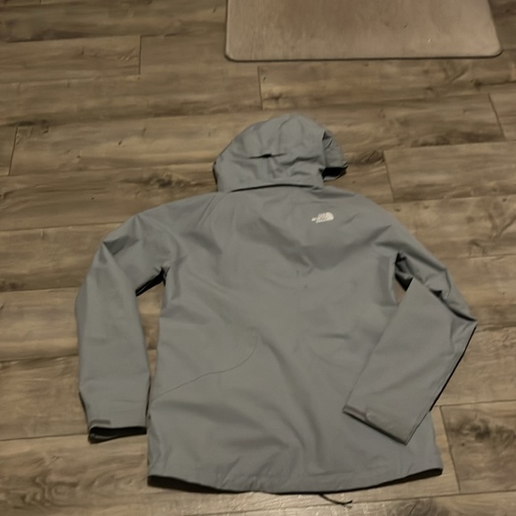 North Face Jacket - Picture 11 of 17